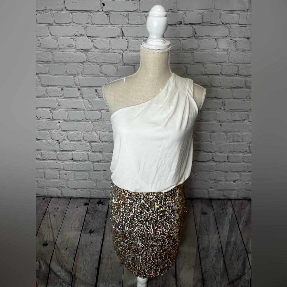 Way in clothing co one shoulder dress size small